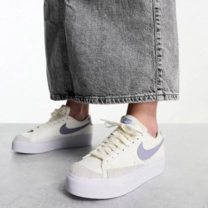 Nike Women's Size 11 Blazer Platform Low Sail Indigo Haze DJ0292-110 Nike