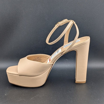 Steve Madden Women's Size 10M "Assured" 5-in Heel Platform Cream Leather Sandal Steve Madden