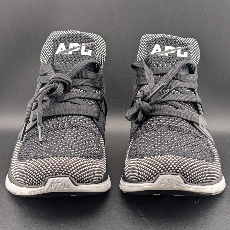 US Women’s 9 - APL Ascend ~ Black/White Running Shoe NIB MRP $225 APL