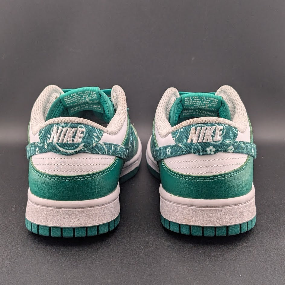 Nike Women's Size 10 Dunk Low Green Paisley DH4401-102 Nike