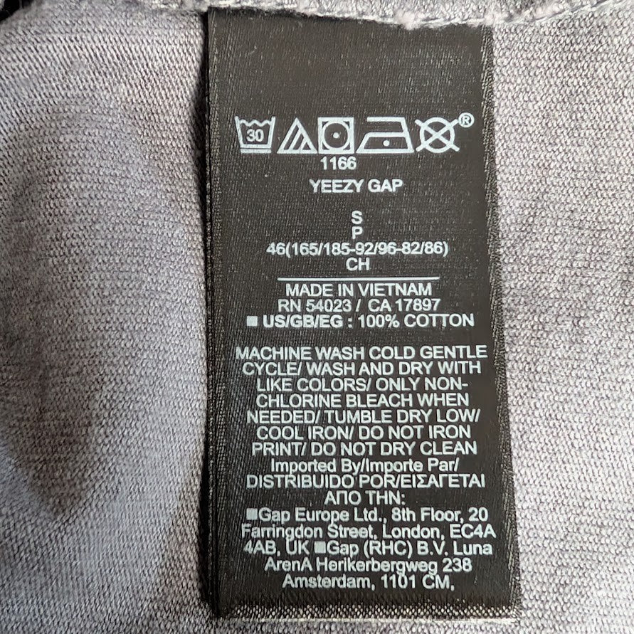 Gap X Yeezy YZY Engineered By Balenciaga Gray Rare Long-Sleeve Logo Tee S or XL Gap