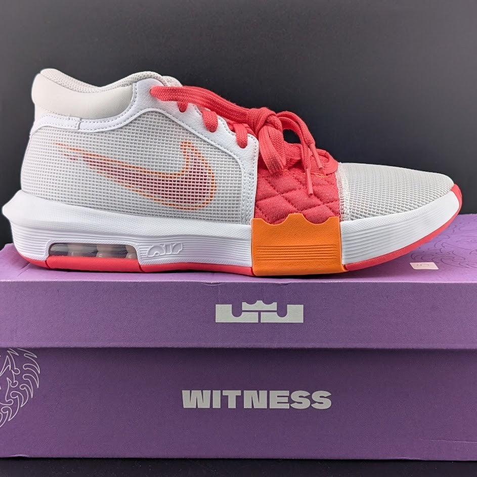 Nike LeBron Witness 8 Shoes Mens Size 8 White/Mandarin/Rose **Runs Small Nike
