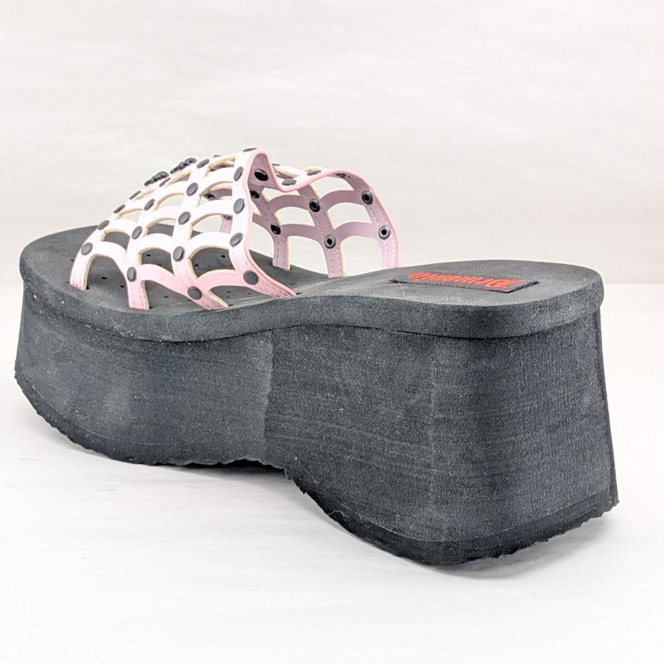Funn Platform Goth Wo's Size 9 Web Sandals~Spiderweb Studs Slip On Pink Hologram Demonia