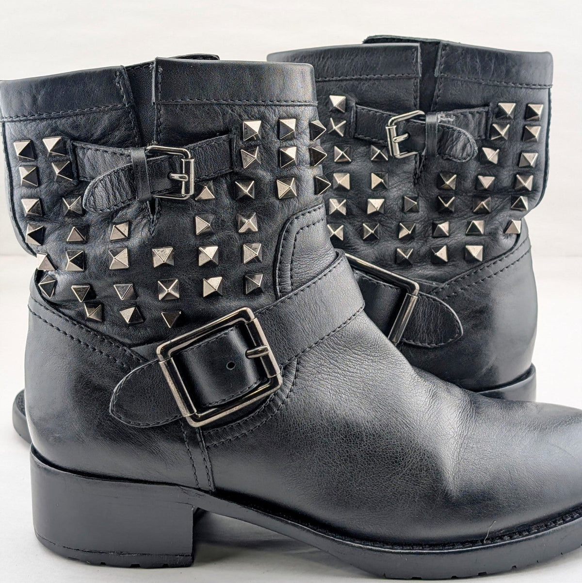 VALENTINO Garavani Calf Skin Rockstud Short Boots~Black Size EU 38.5 - US 8.5 Valentino