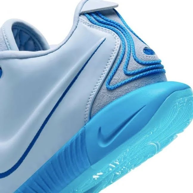 Nike Sz 10 LeBron 21 Standard~Light Armory Blue~FQ4052-400 Indoor Court Release Nike