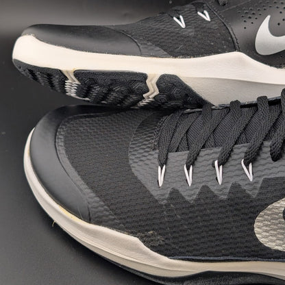 Nike Legend Trainer Men's Size 12 Sneakers Black/White, 924206-001 Nike