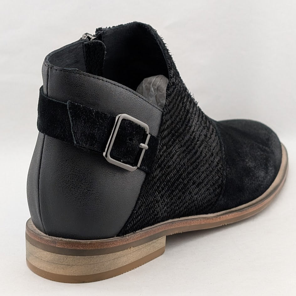 Antelope Laran Leather Buckled Ankle Boots US 8-8.5 EU 39 Black Combo Antelope