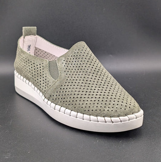 Bernie Mev TW98 Green Leather Twin Gore Slip-Ons  Size EU 37, 39 (US 6.5-7, 8.5) Bernie Mev