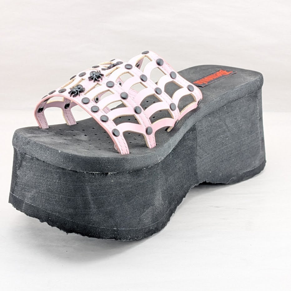 Funn Platform Goth Wo's Size 9 Web Sandals~Spiderweb Studs Slip On Pink Hologram Demonia