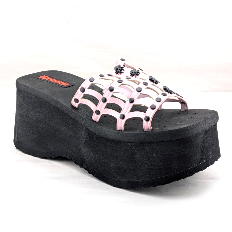 Funn Platform Goth Wo's Size 9 Web Sandals~Spiderweb Studs Slip On Pink Hologram Demonia