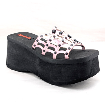 Funn Platform Goth Wo's Size 9 Web Sandals~Spiderweb Studs Slip On Pink Hologram Demonia