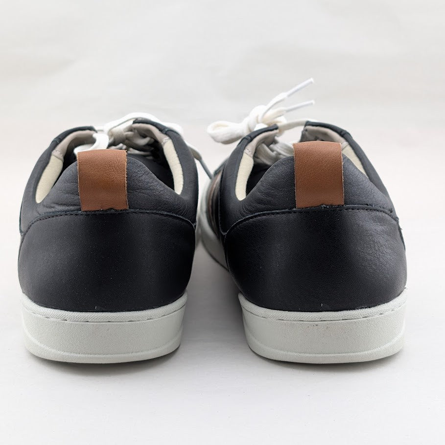 Softwalk Women's Size 11  Athens S2051-024 Black Leather Lifestyle Sneakers SoftWalk