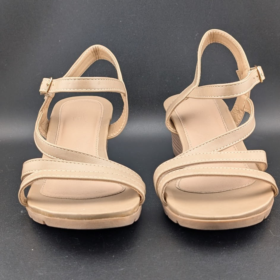 Shibever Women's Wedge Sandals Dress Shoe Beige Pre-Loved Size EU38 / US 7 Shibever