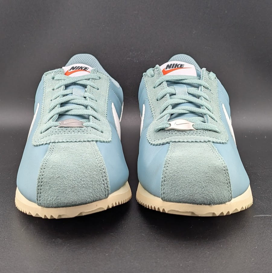 Nike Cortez Txt (GS) Size Youth 6.5 / Women's 8 Blue & White NIB Nike
