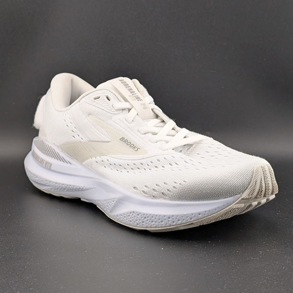 Brooks Women's Size 7W ~ Adrenaline GTS 24 Running Shoes Brooks