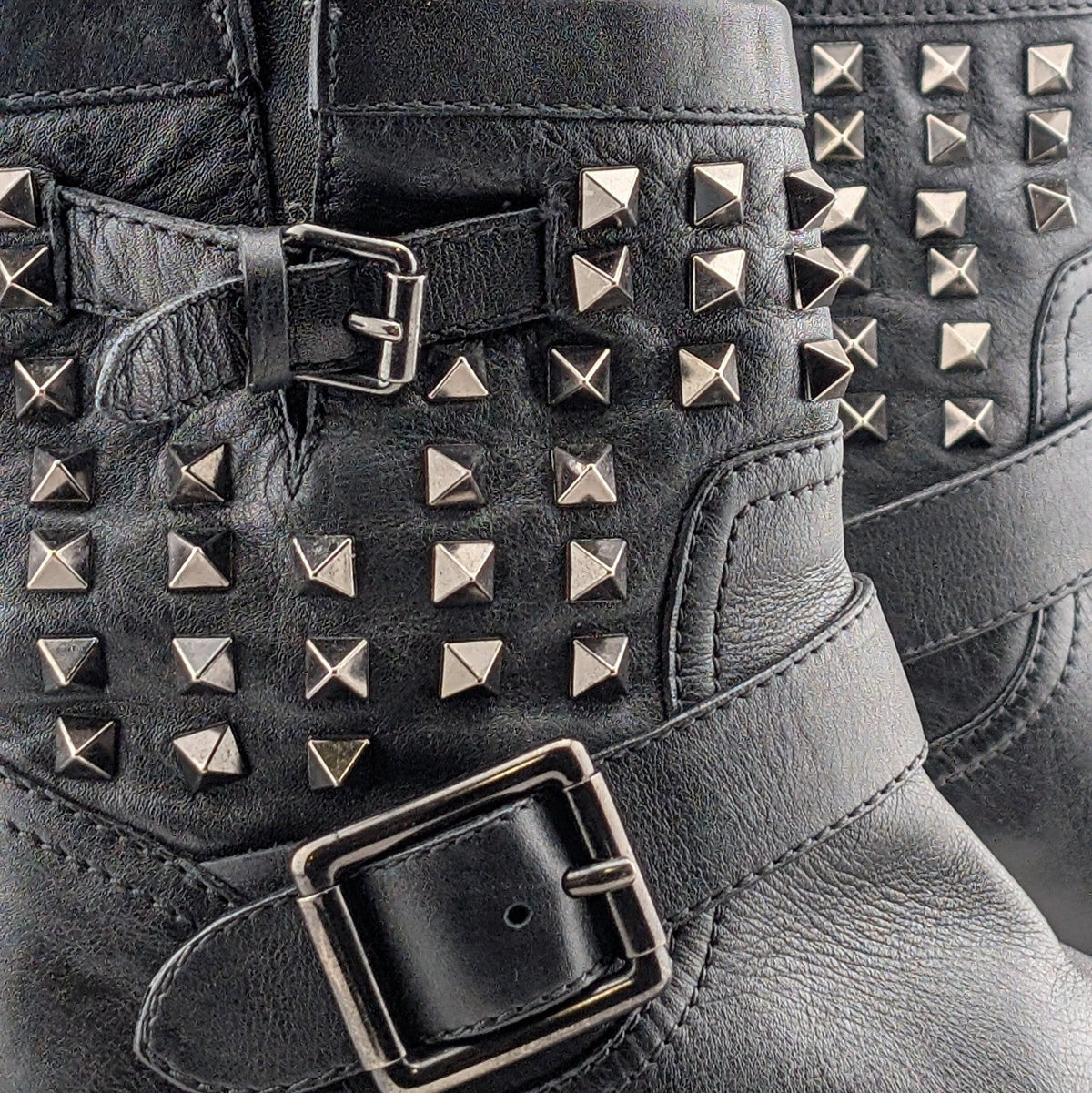 VALENTINO Garavani Calf Skin Rockstud Short Boots~Black Size EU 38.5 - US 8.5 Valentino