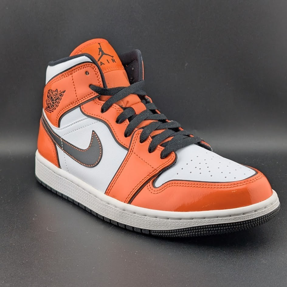 Air Jordan 1 Mid SE Turf Orange. Men's Size 9 Brand New Deadstock DD6834-802 Jordan