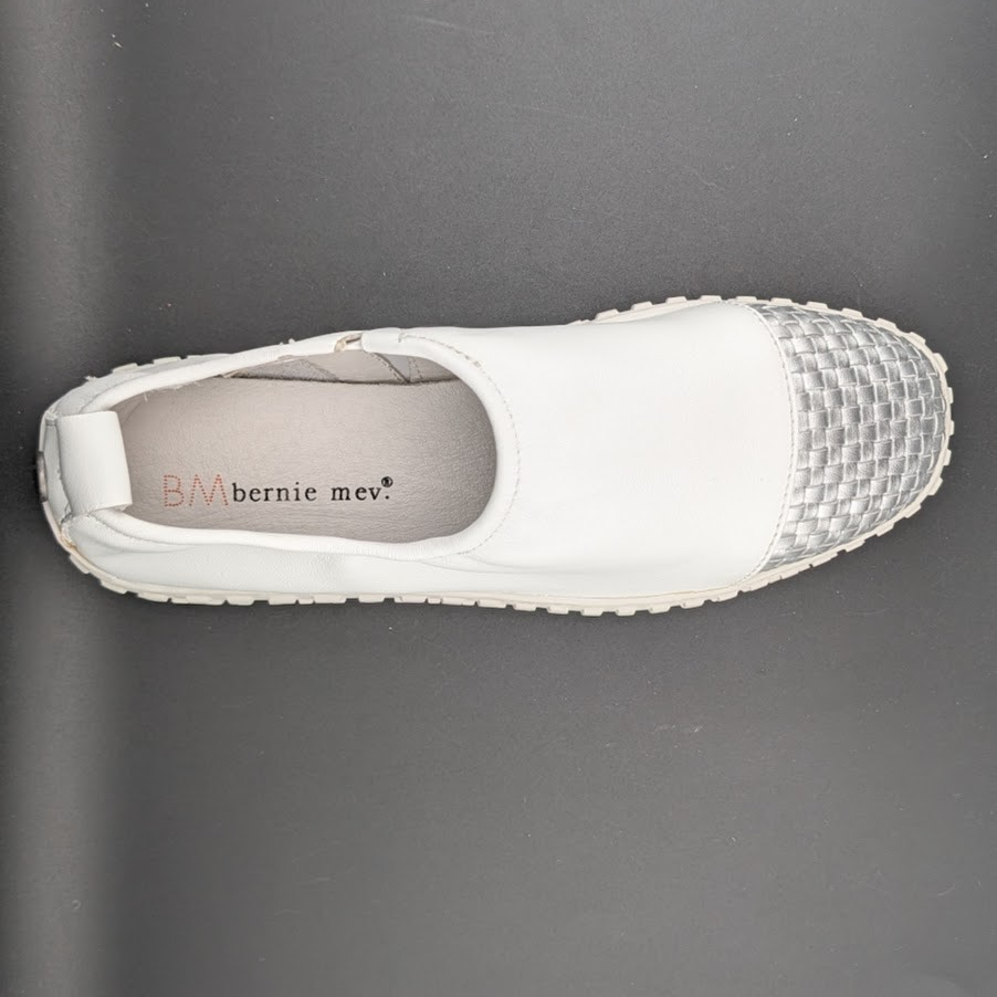 Bernie Mev Sizes 6.5-7 Memory Foam Slip-on Soft Leather Sneakers Total Comfort! Bernie Mev