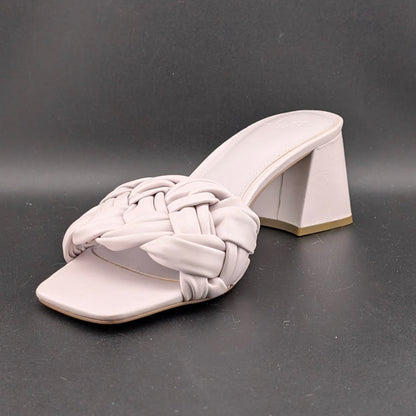 Marc Fisher LTD Size 8  Woven Nude Women Leather Flat Slides Sandals Marc Fisher