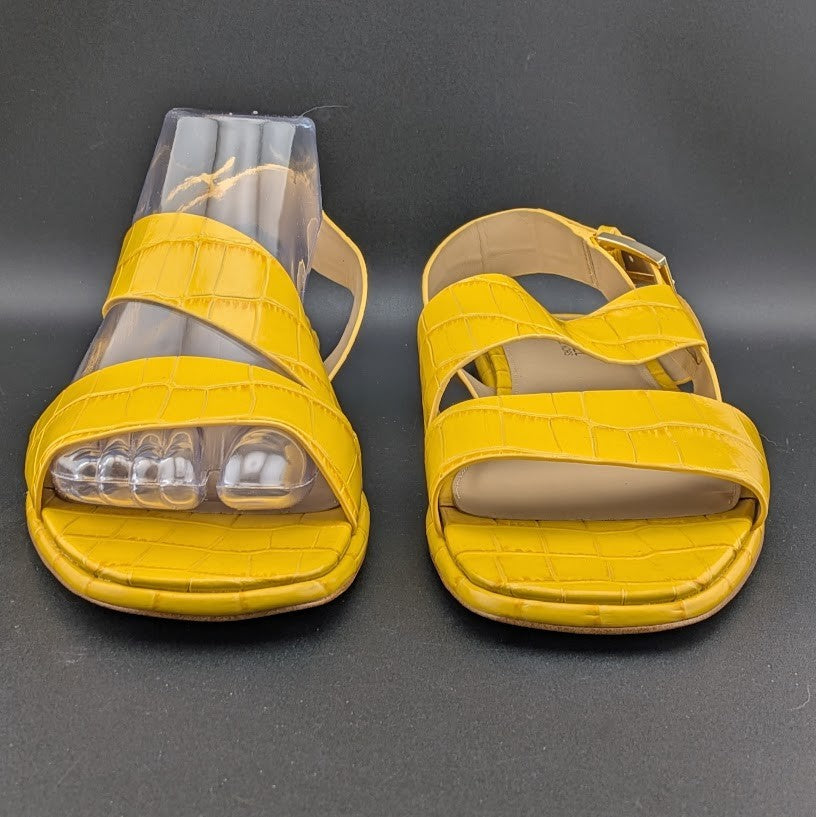 Michael Kors Size 9.5 Yellow Leather "Delilah" Croc Print Flat Sandals NEW Michael Kors