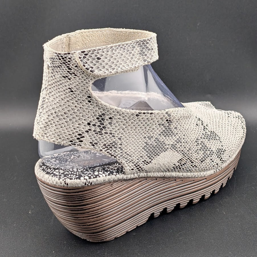 Bernie Mev "Mely" Leather Snakeskin Slingback Wedge Platform Sandals Sizes 6.5-8 Bernie Mev