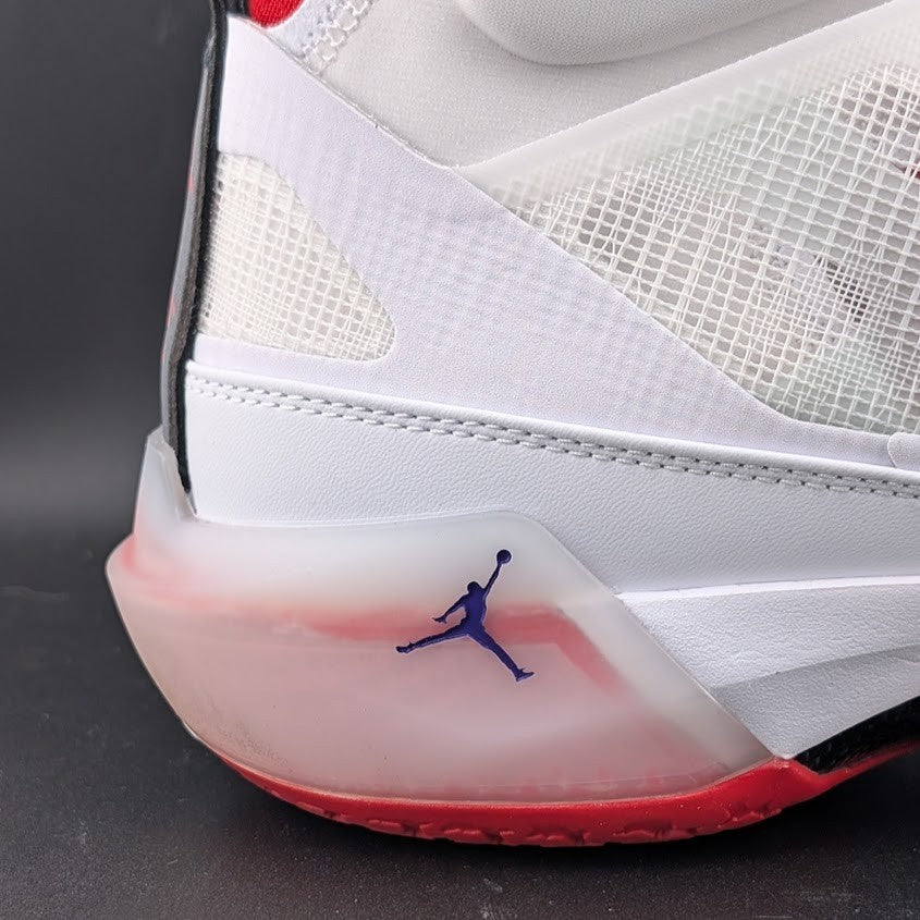 Nike Sz M10.5 Air Jordan XXXVII 37 'Hare' White White Red Basketball Shoe DD6958 Jordan