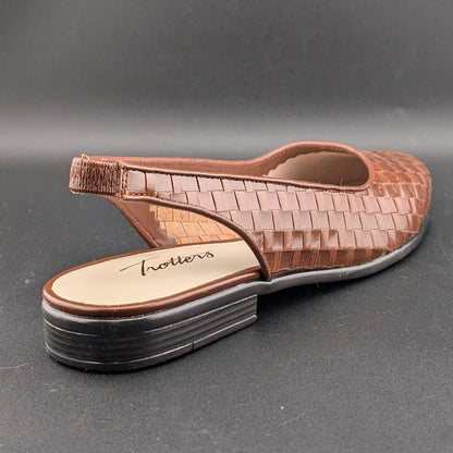 Women's Trotters Size 6 or 6.5 "Lucy" Cognac Woven Slingback Flat T1711-206 NIB Trotters