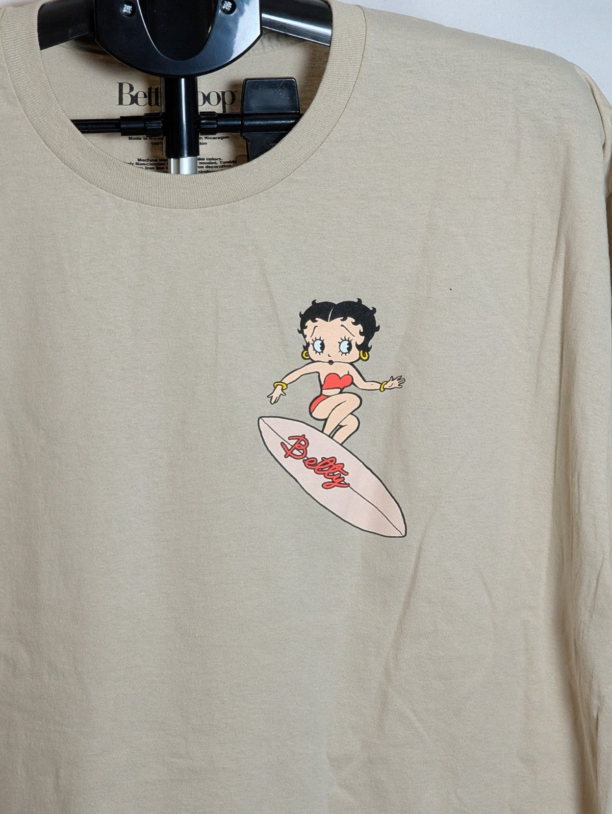 Betty Boop Surfer Size XL 100% Cotton SS T-Shirt Beige w/ Graphic NWOT Unbranded