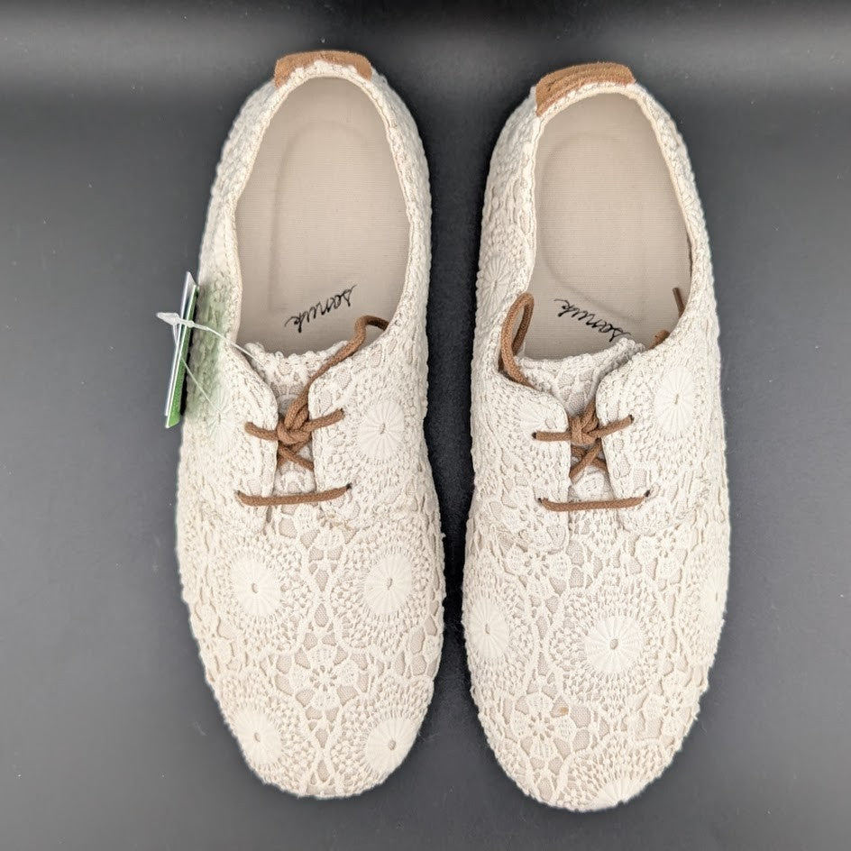 Sanuk Bianca Crochet Lace-Up  Womens White Flat Casuals 1015892-WOTM~MSRP $74.95 Sanuk