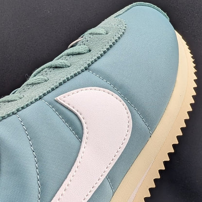 Nike Cortez Txt (GS) Size Youth 6.5 / Women's 8 Blue & White NIB Nike