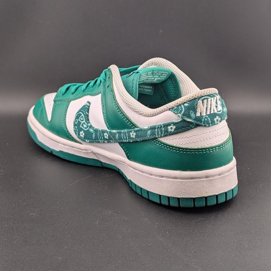 Nike Women's Size 10 Dunk Low Green Paisley DH4401-102 Nike