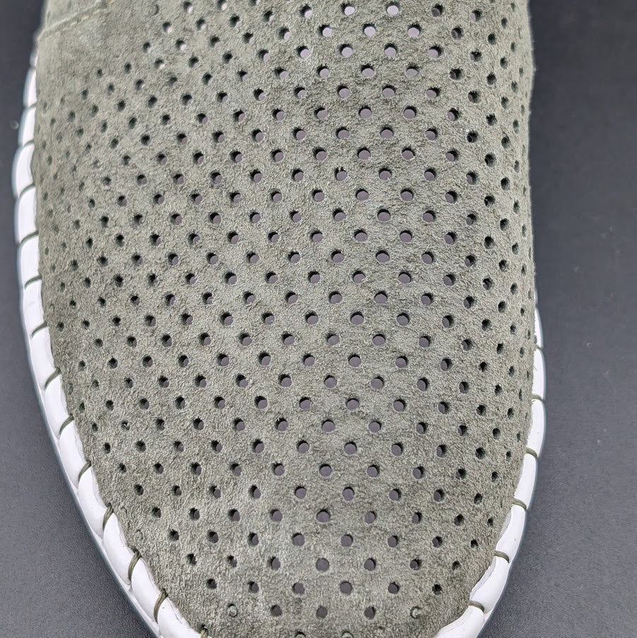 Bernie Mev TW98 Green Leather Twin Gore Slip-Ons  Size EU 37, 39 (US 6.5-7, 8.5) Bernie Mev