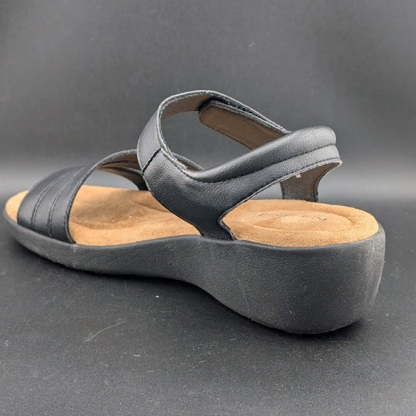 Easy Spirit Women's Size 8M Kenton3 Wedge Sandal w/ Hook & Loop Strap Closure Easy Spirit