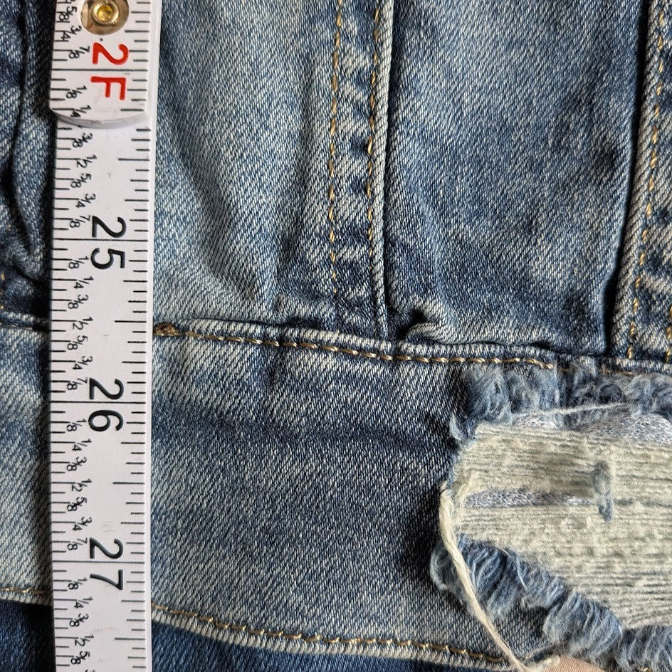 Denim House Woman's Size XL Distressed Jean Jacket Faded NWT Denim House