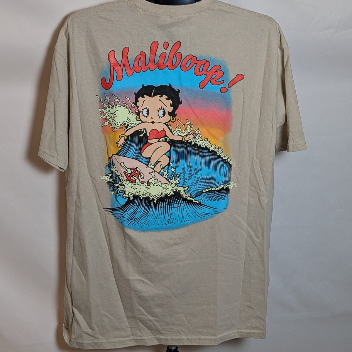 Betty Boop Surfer Size XL 100% Cotton SS T-Shirt Beige w/ Graphic NWOT Unbranded