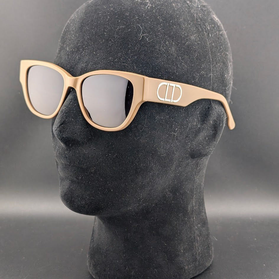 Carolina Lemke-Berlin Designer Oversized Beige Sunglasses Gradient Brown Lenses Carolina Lemke