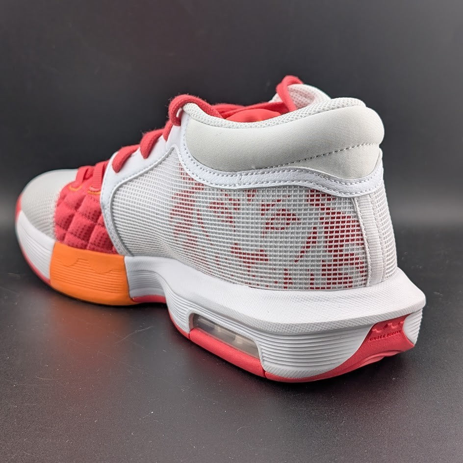 Nike LeBron Witness 8 Shoes Mens Size 8 White/Mandarin/Rose **Runs Small Nike