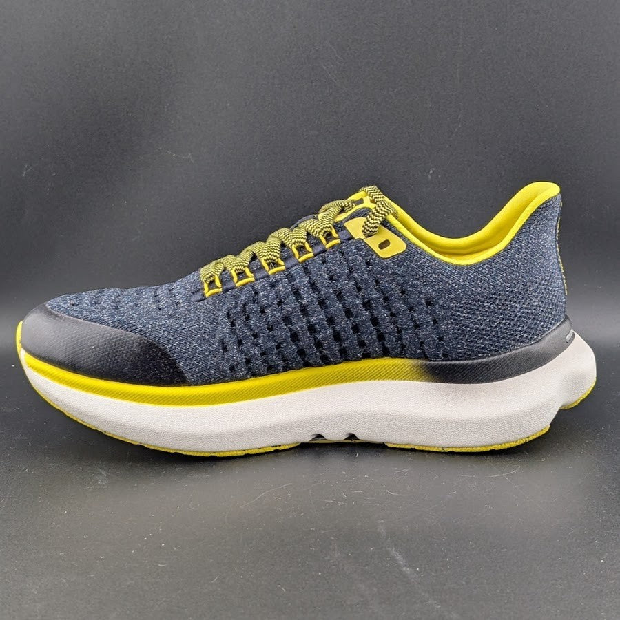 Rabbit Mens Sz 10.5 Dream Chaser Running Shoes Navy/Yellow Sneakers MSRP  $196 Rabbit