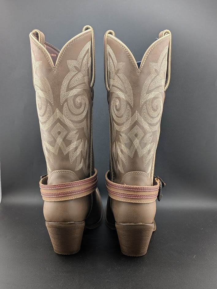 Crush™ by Durango® Women's Size 9 Western Boot with Accessory Belt Durango