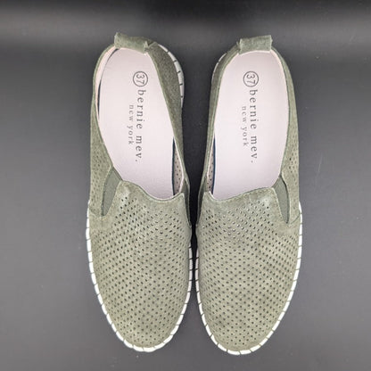 Bernie Mev TW98 Green Leather Twin Gore Slip-Ons  Size EU 37, 39 (US 6.5-7, 8.5) Bernie Mev