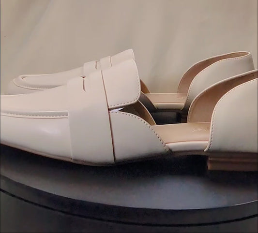 Nine West Faux Leather Ginta3 Penny D'Orsay Ivory Flats Women’s Size 9 New