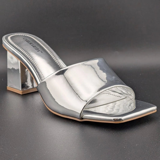 Carl Karida Size 7.5 Women's Silver Metallic Slip On Chunky Heeled Mules Luxury SoleComfort.shoes