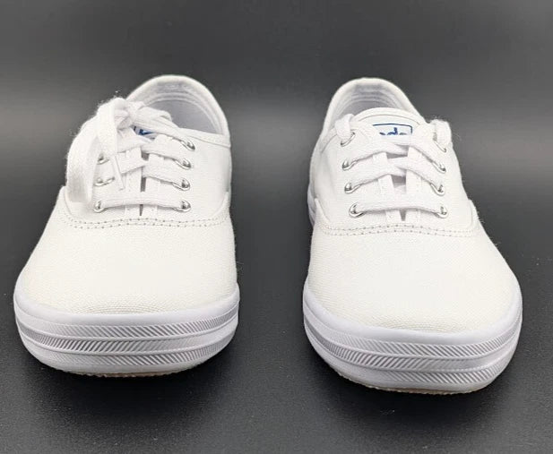 Keds Women's Champion Originals Lace Up, White, Size 6 Wide WF34000