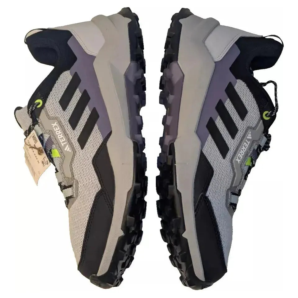 adidas Women's Size 9