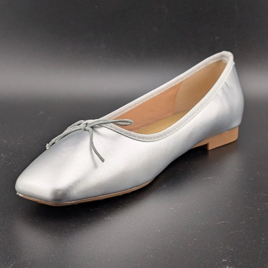 C.Paravano Womens Ballet Flats Slip-On Silver Metallic Size EU 37.5 (Fits US 7M) C.Paravano