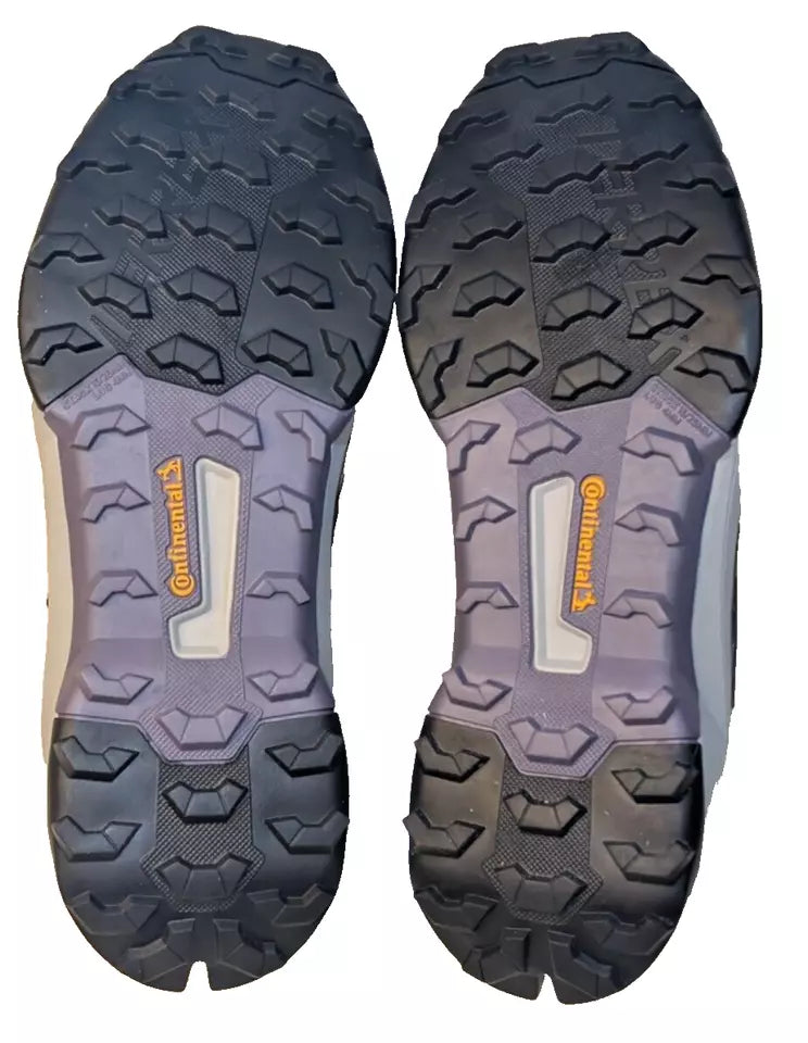 adidas Women's Size 9