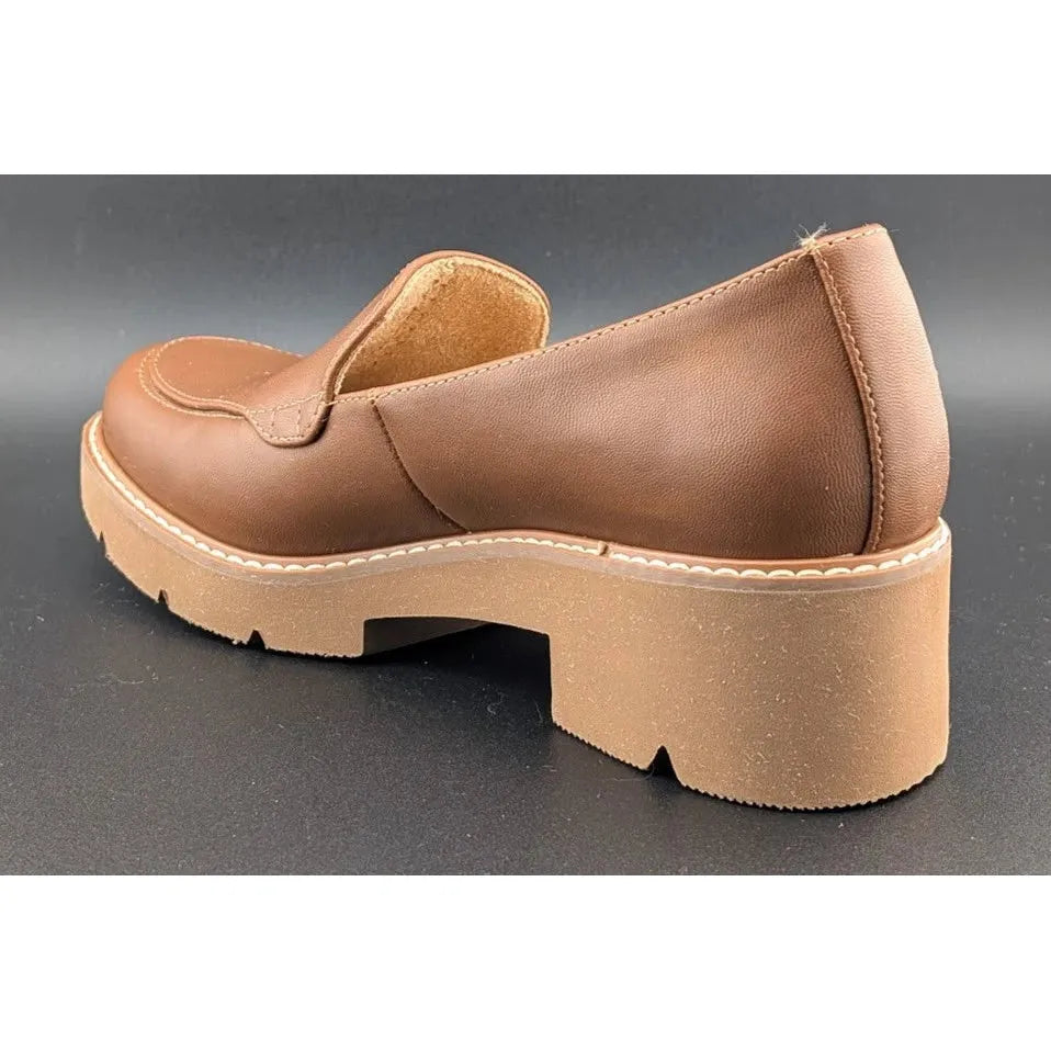 Women’s Size 5.5 Naturalizer "Cabaret" Lug Chunky Sole Loafer Rich Brown Faux Leather Uppers SoleComfort.shoes