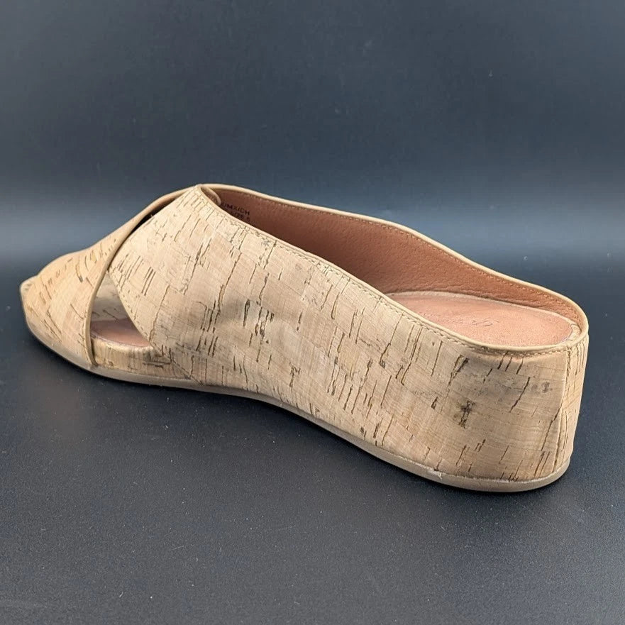 Gentle Souls by Kenneth Cole Gianna X-Band Slide Sandals Cork Women's Size 10 SoleComfort.shoes