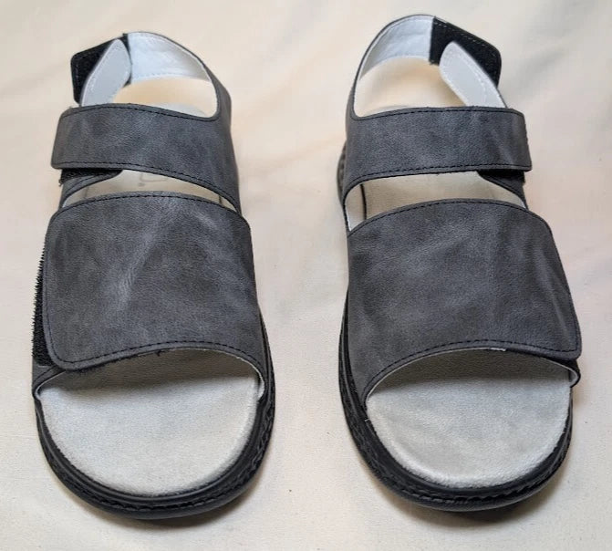 Propet Women's Travelactiv Scottsdale Sandals (Grey) - Size 8.5 WST033P