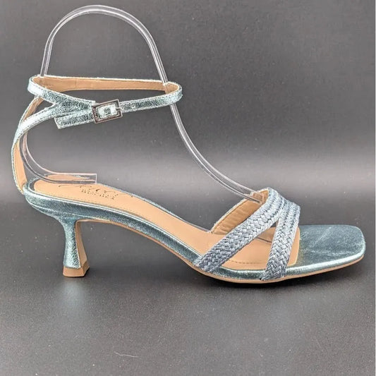 Jewel Badgley Mischka Size 6.5B Hayzel Metallic Kitten Heel Sandal NIB SoleComfort.shoes